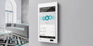 Bedienzentrale Gira G1 bei Elektro-Service Kießling GmbH in Großenhain OT Uebigau