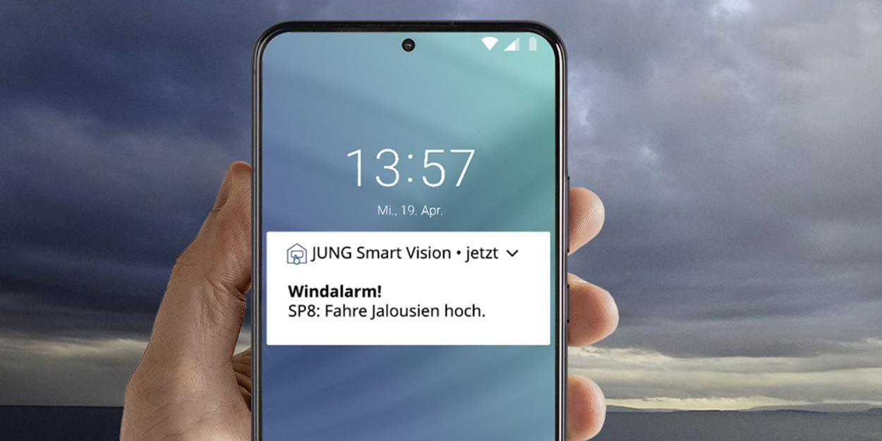 JUNG Smart Panel 8 bei Elektro-Service Kießling GmbH in Großenhain OT Uebigau