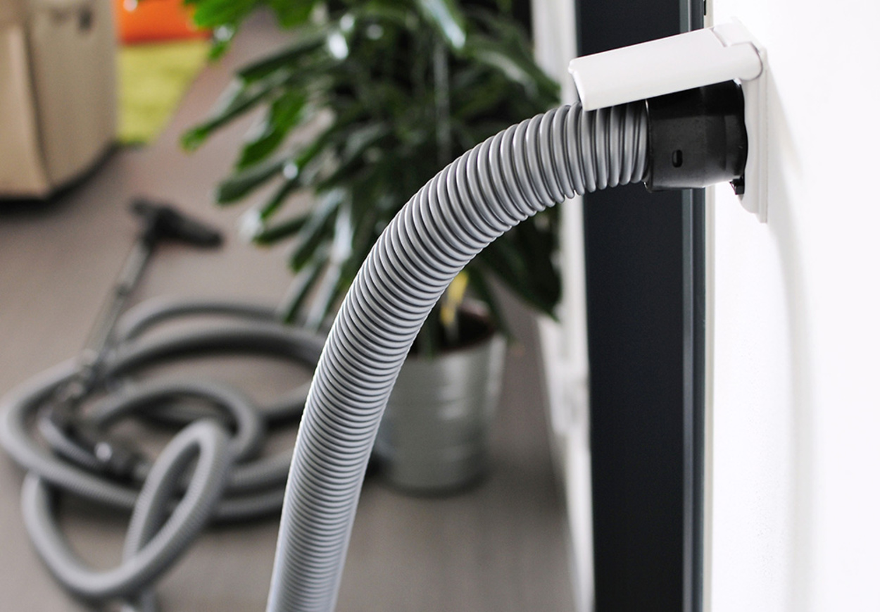 Zentral­staubsaug­anlagen bei Elektro-Service Kießling GmbH in Großenhain OT Uebigau