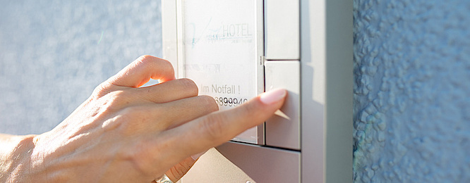 Sprech­anlagen bei Elektro-Service Kießling GmbH in Großenhain OT Uebigau