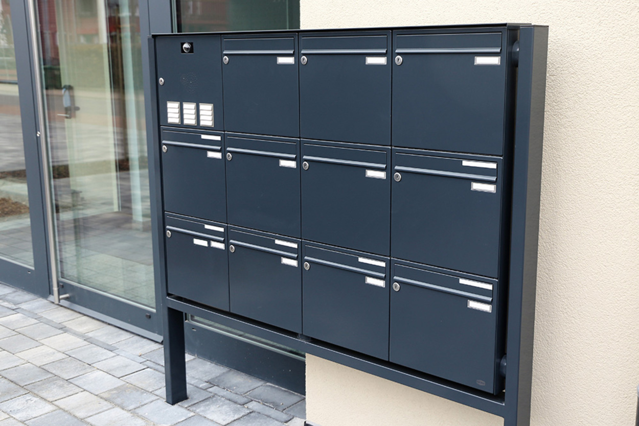 Briefkasten­systeme bei Elektro-Service Kießling GmbH in Großenhain OT Uebigau